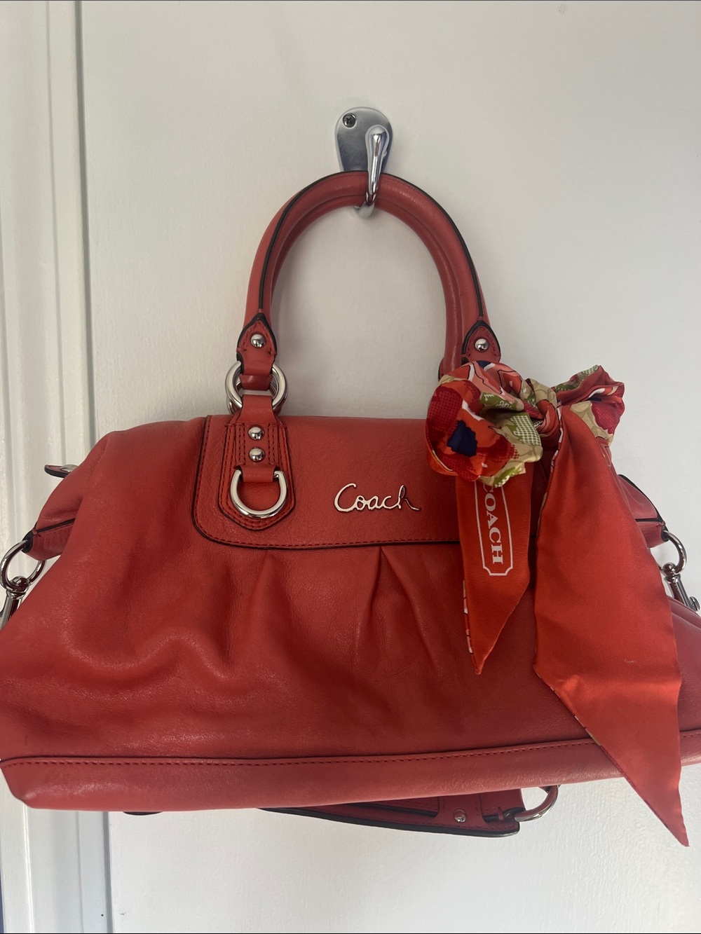 Vintage Coral leather Coach bag